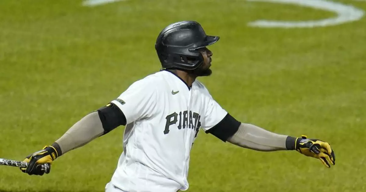 Frazier rallies Pirates past Giants 3-2 in 11 innings
