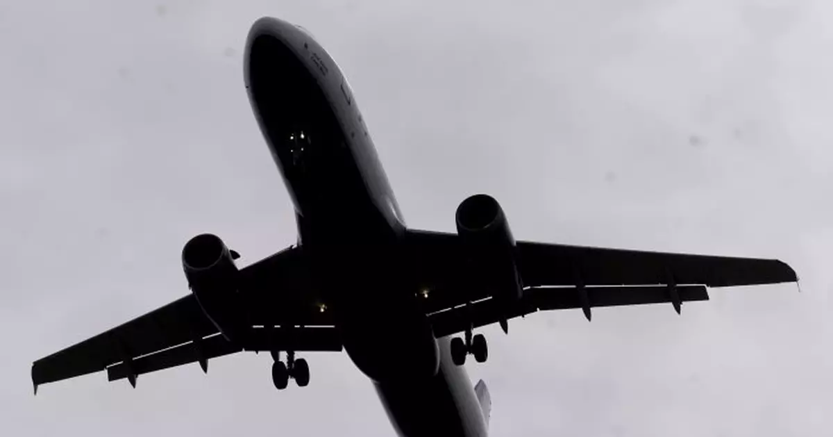 US officials seek big fines against more airline passengers