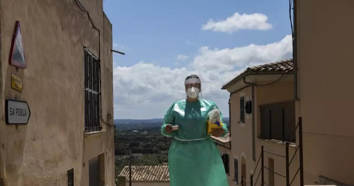 AP PHOTOS: Spain takes vaccines to the rural homebound