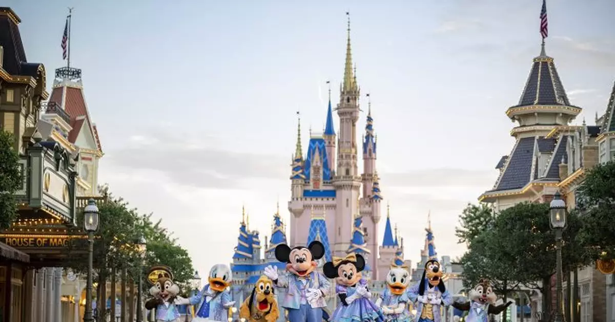 Walt Disney World&#039;s 50th anniversary party starts Oct. 1