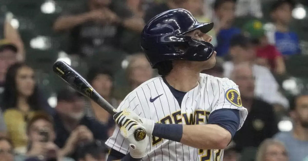 Yelich, Brewers bail out Burnes in victory over Pirates