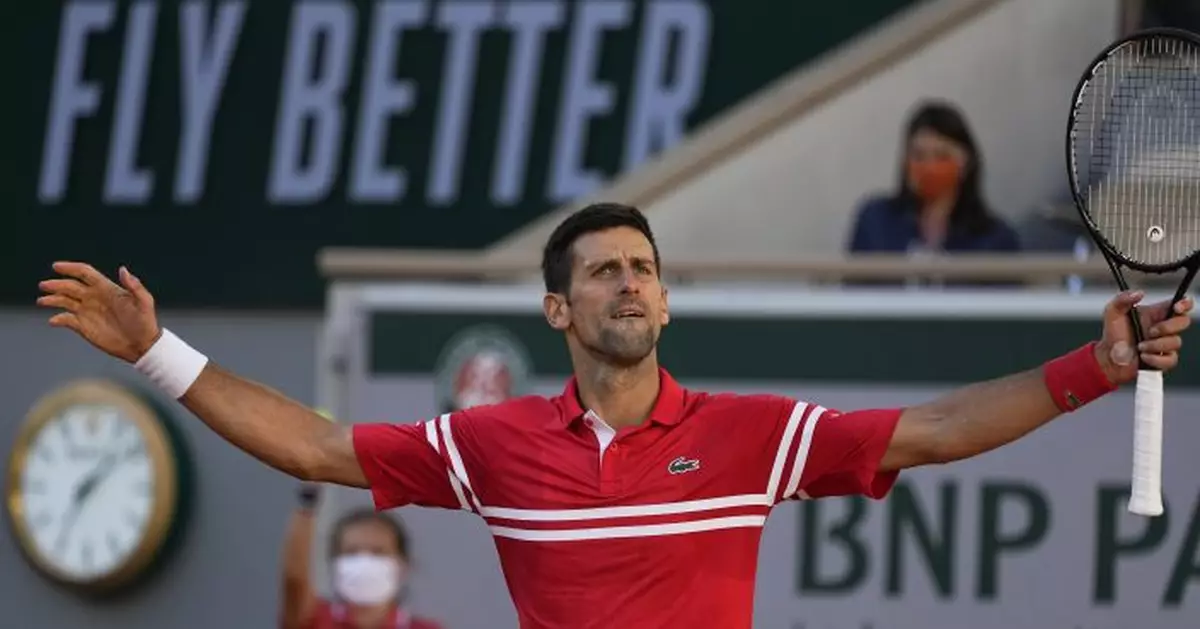 Djokovic tops Tsitsipas in 5 at French Open for 19th major