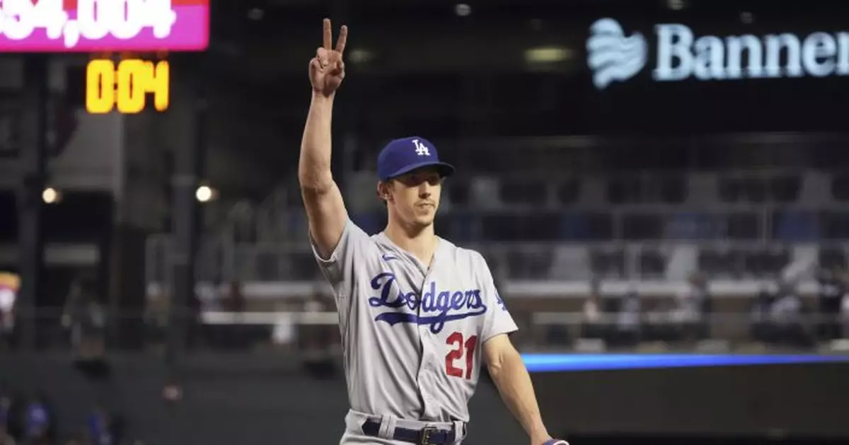 Buehler takes no-hitter into 8th, Dodgers beat D-backs 9-3