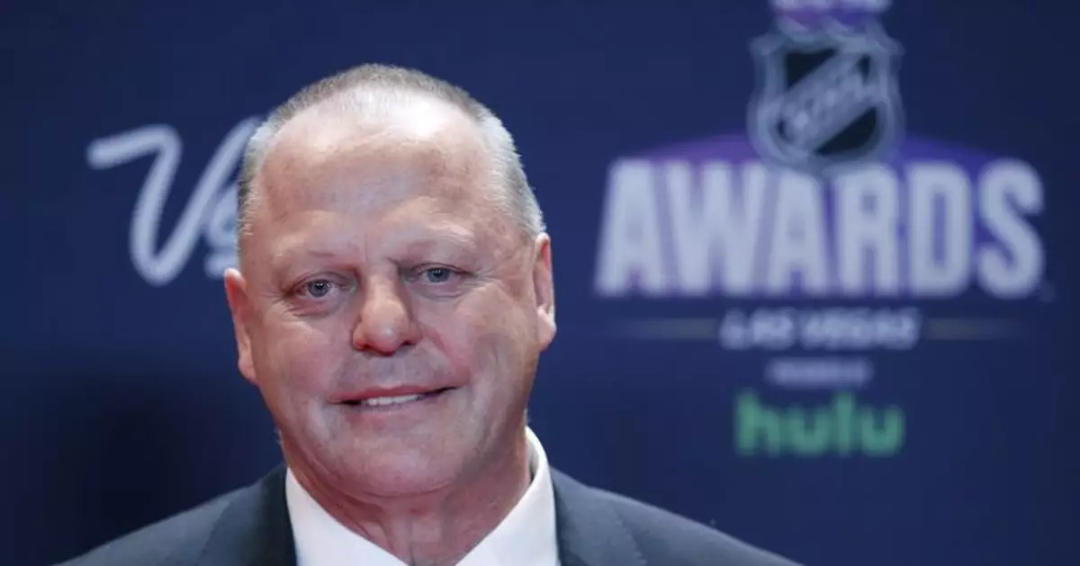 Gerard Gallant confronts win-now challenge as Rangers coach