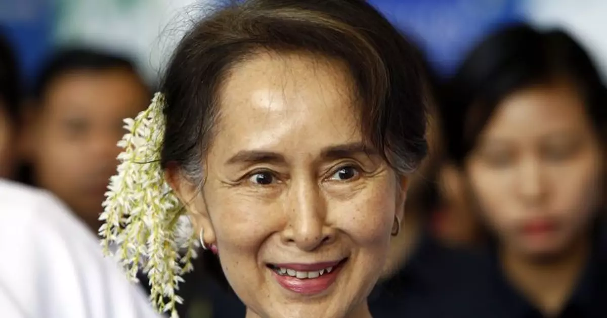 Suu Kyi confronted with sedition charge on 2nd day of trial