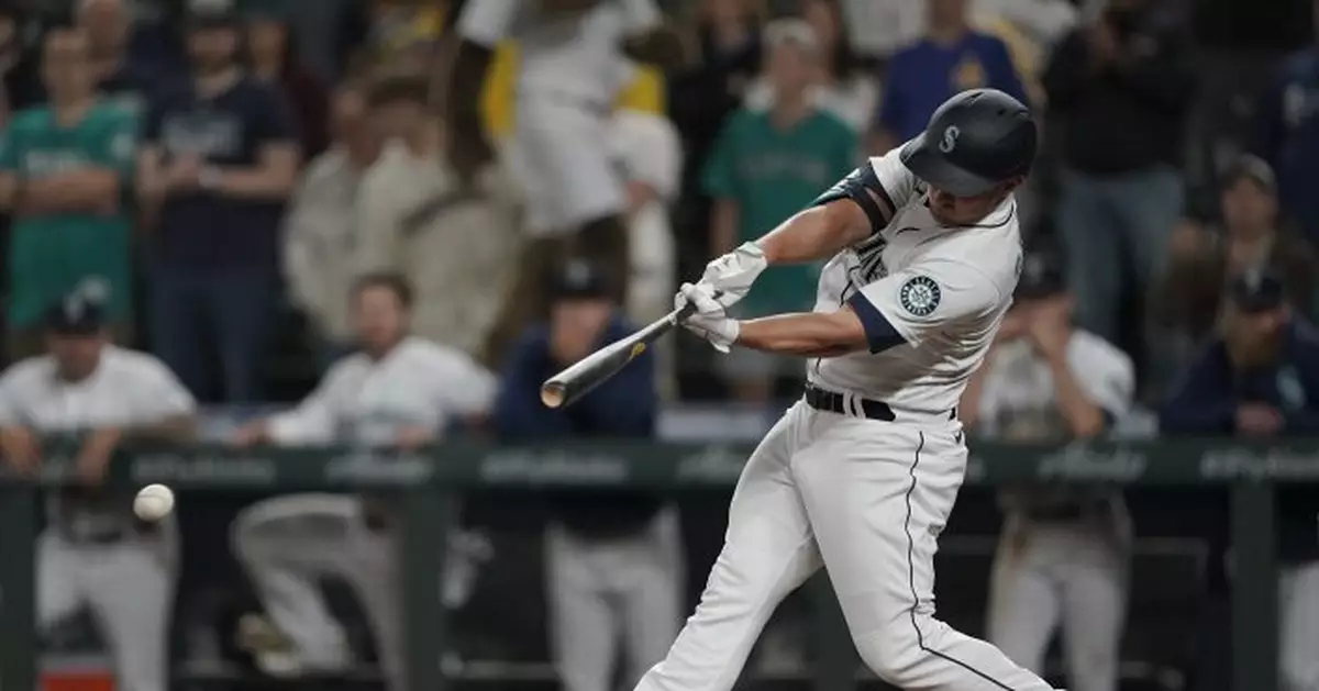 Mariners score 2 in 9th to rally past Rays 6-5