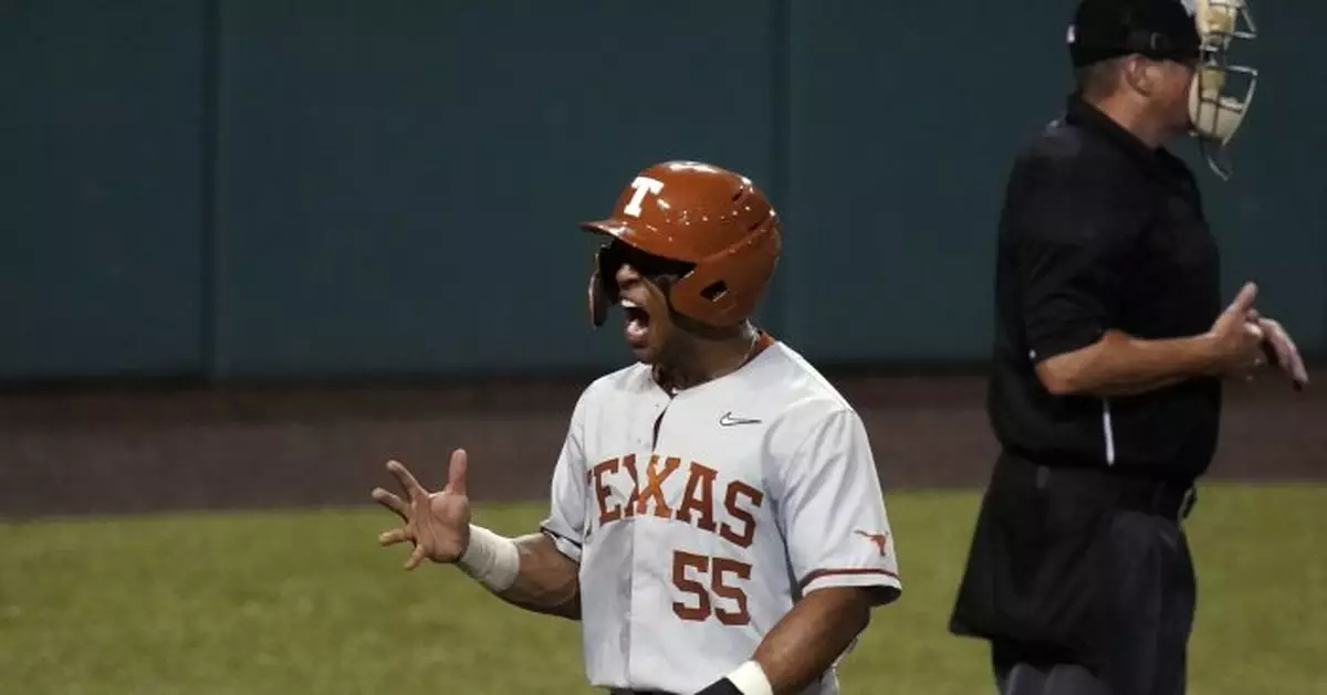 No. 2 Texas completes sweep of South Florida for CWS berth