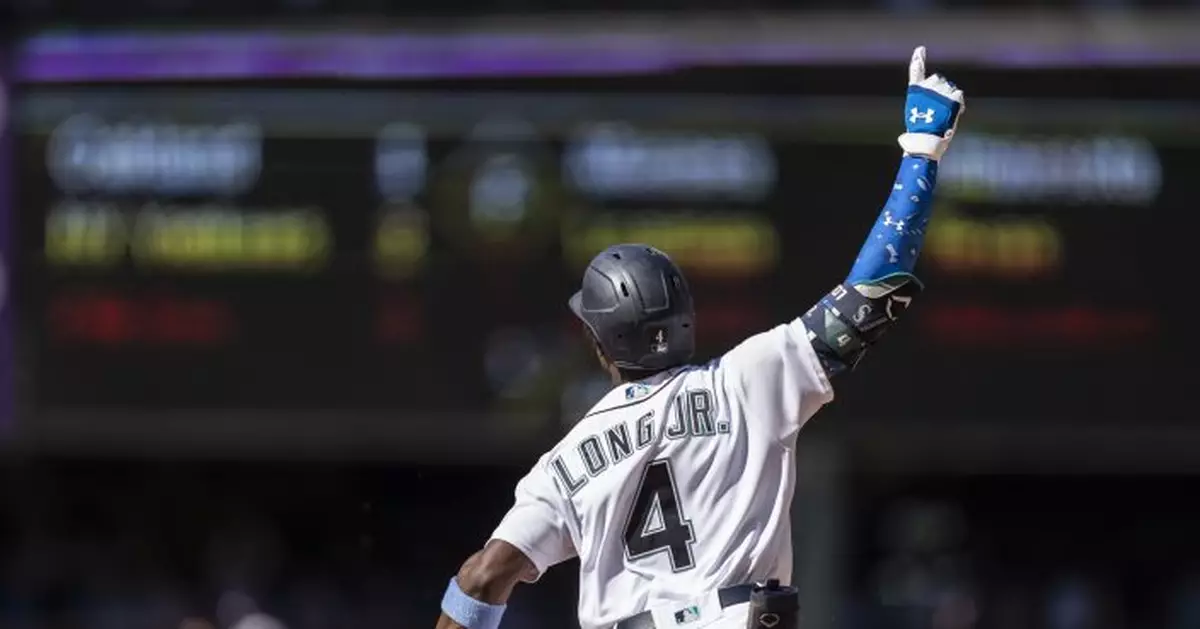 Long grand slam in 10th, Mariners sweep Rays in 4-game set