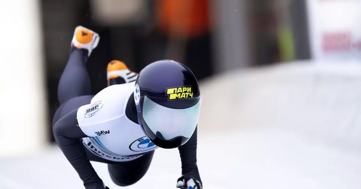 Fit to be tied: Rare 3-way gold finish in World Cup skeleton