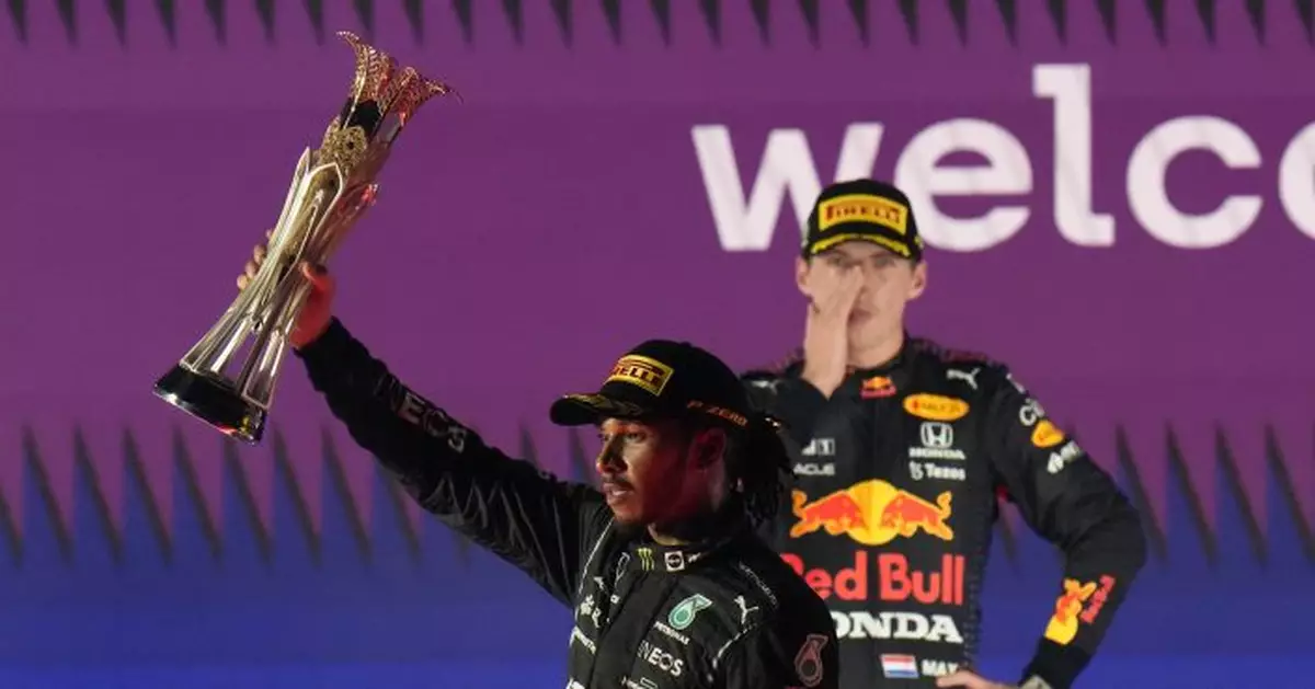 In The Pits: F1 down to the wire in thrilling title fight