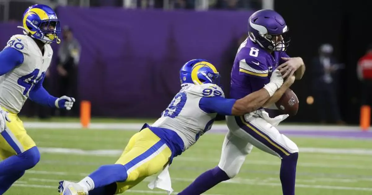 Vikings lacked energy early Sunday, now lacking playoff spot