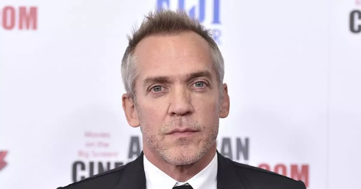 Director and producer Jean-Marc Vallée dead at 58