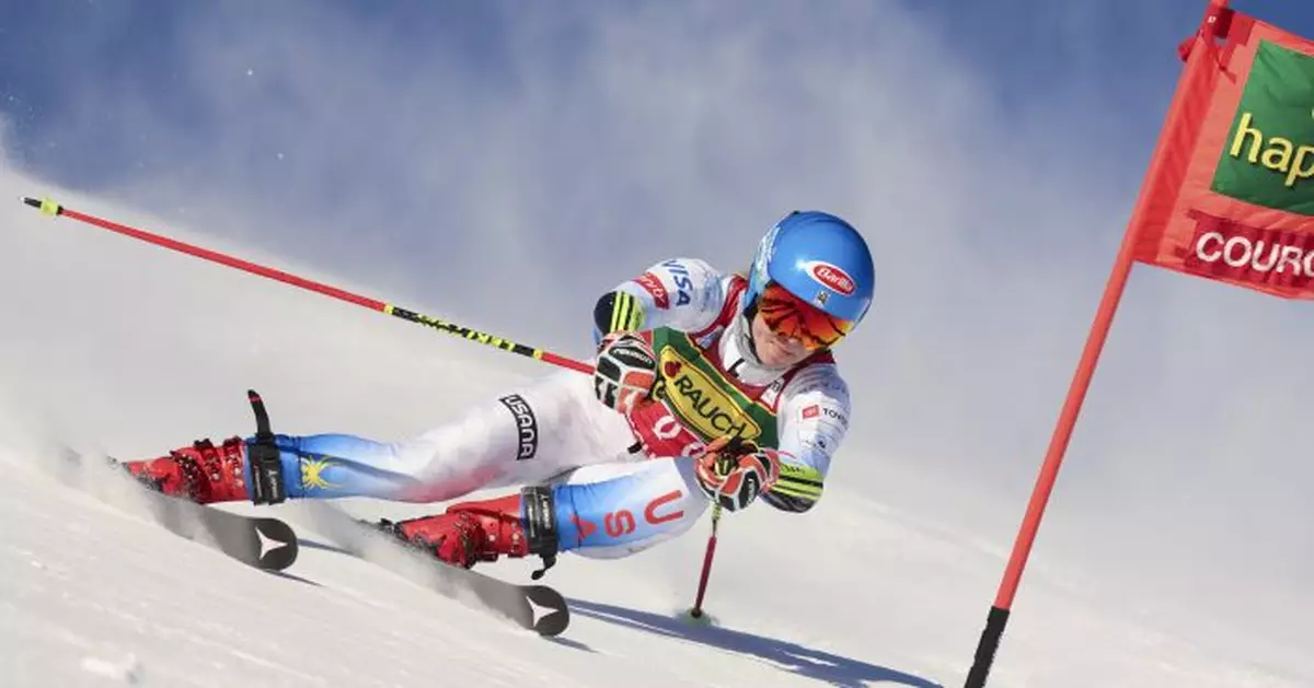 Olympic champion Shiffrin builds big lead in 1st run of GS