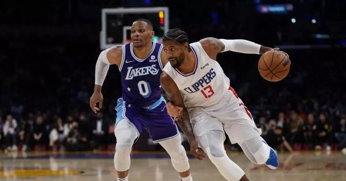 Kennard hits clutch 3s, Clippers hold off Lakers 119-115