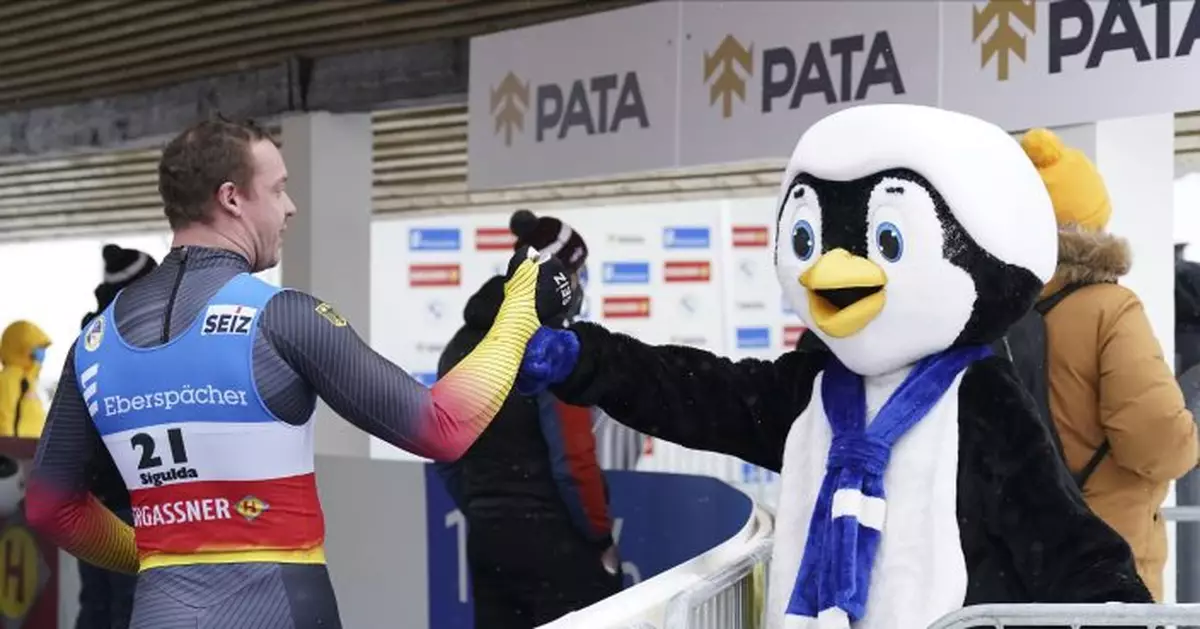 Egle, Ivanova each grab two more World Cup luge medals