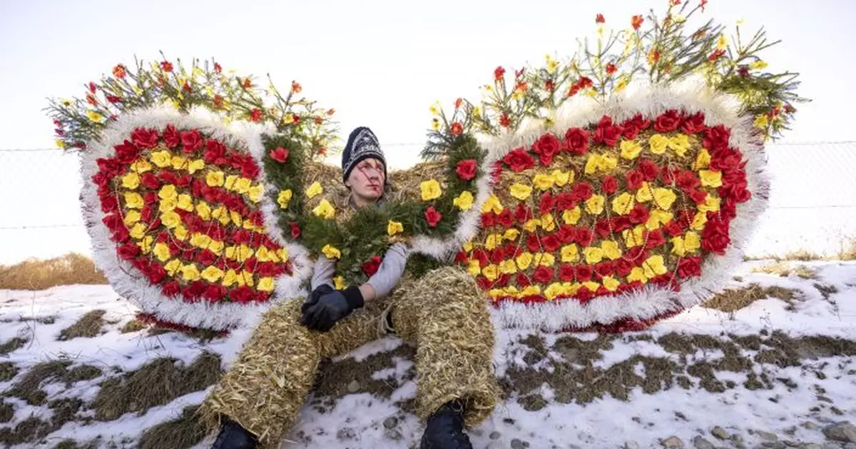 AP PHOTOS: Ukrainians observe pagan-rooted new year festival