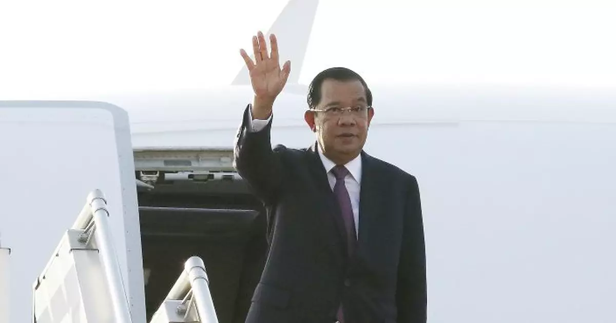 Cambodia&#039;s Hun Sen in Myanmar to meet military leaders