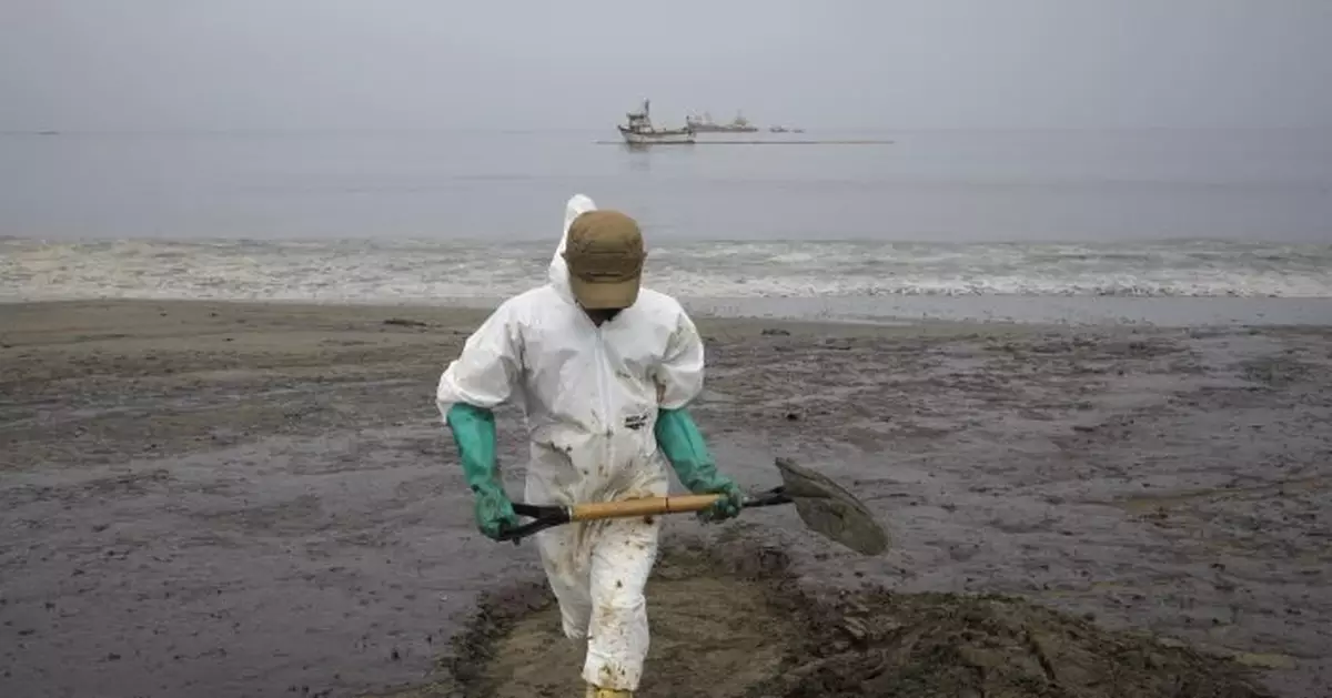 Peru: 21 beaches polluted by spill linked to Tonga eruption