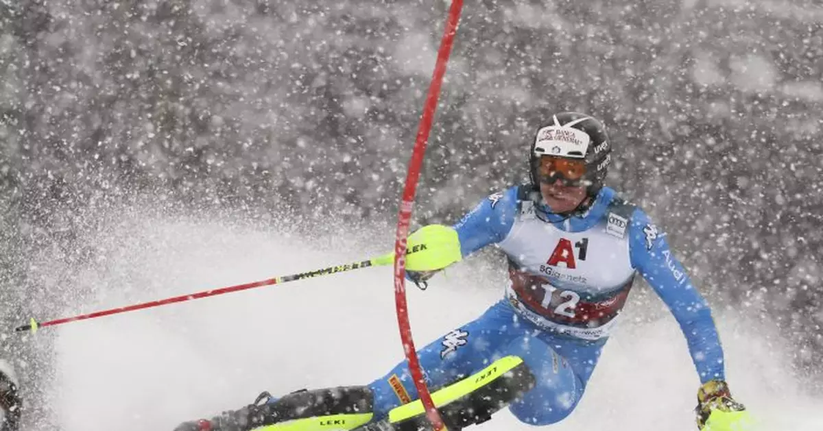 Italian skier Vinatzer leads Kitzbühel slalom after 1st run