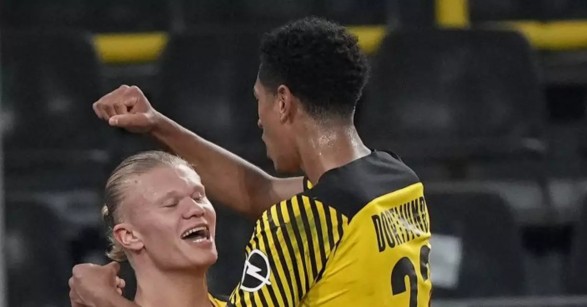 Haaland scores 2 as Dortmund beats Freiburg 5-1