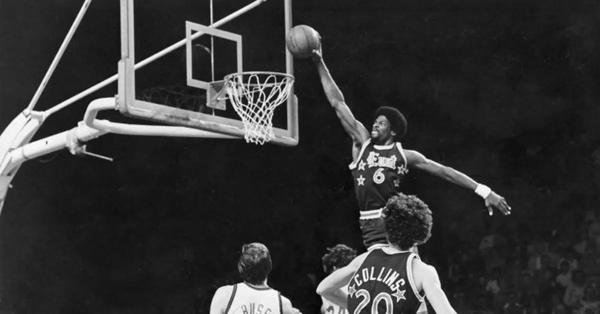 Rivals Magic, Bird highlight AP&#039;s 1980s all-decade NBA team