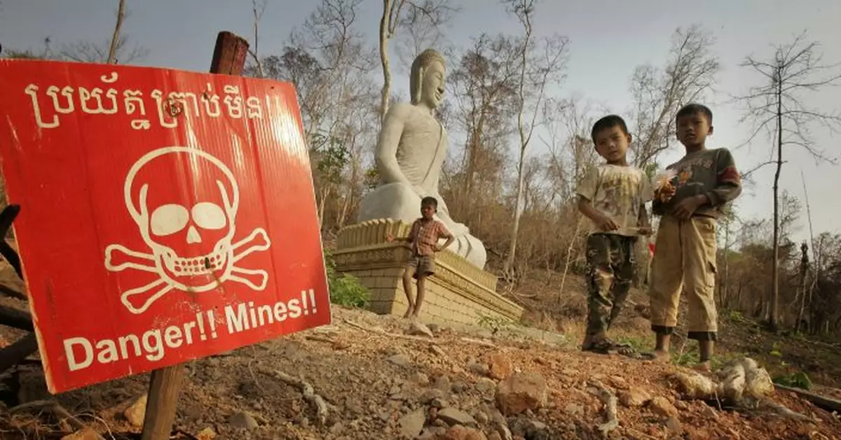 Anti-tank mine kills 3 demining experts in Cambodia