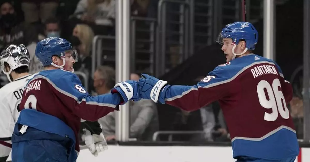 Avalanche continue hot streak by beating Kings 4-1