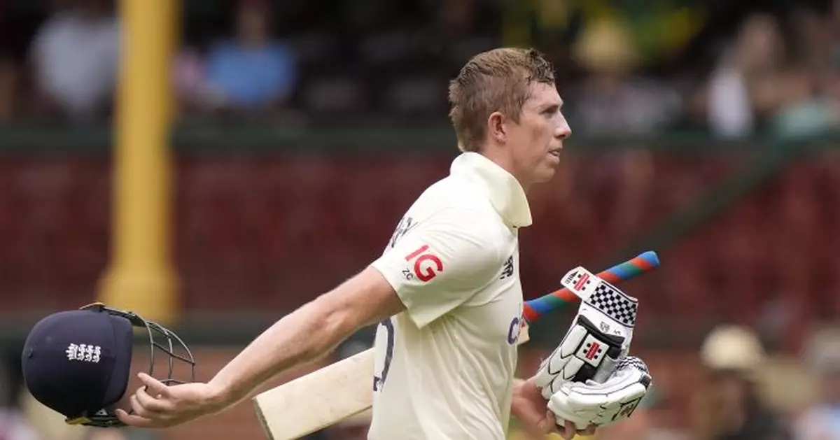 Australia makes early inroads seeking 4th Ashes test win