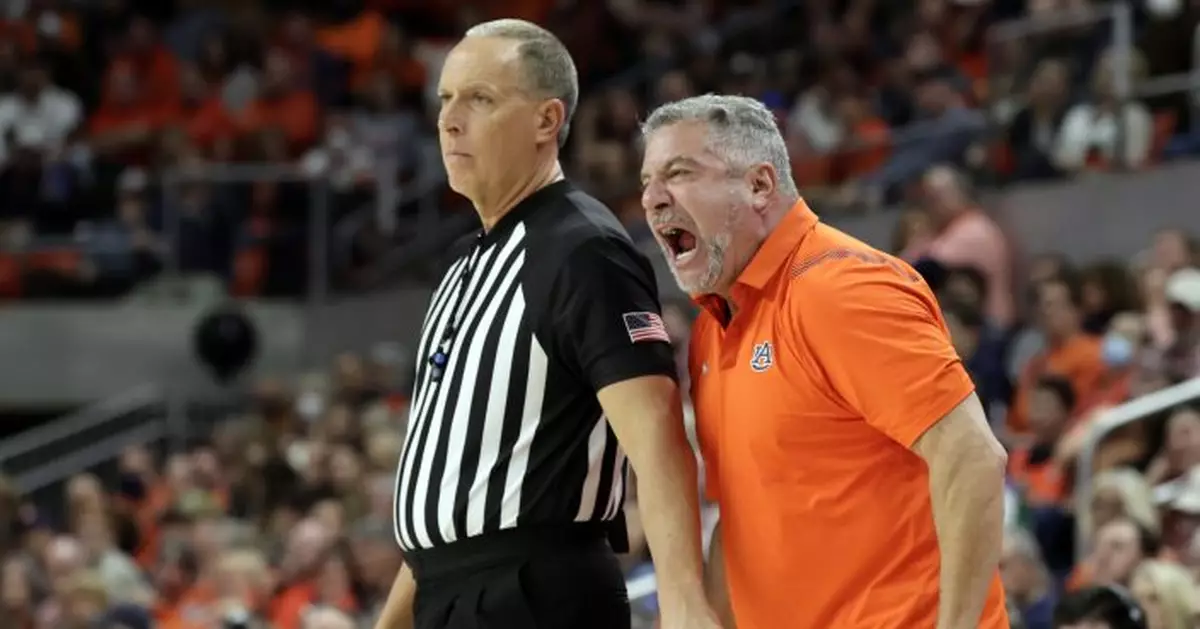 Auburn AD says Bruce Pearl is Tigers coach &quot;for life&quot;