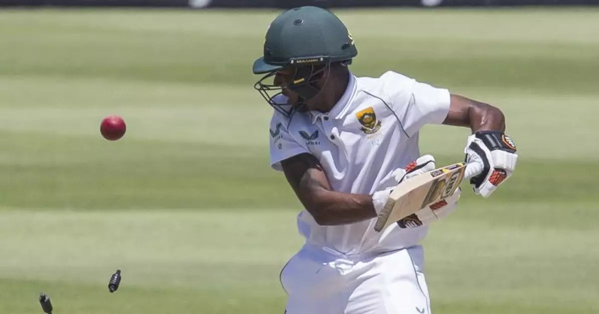 South Africa closes in on series victory over India