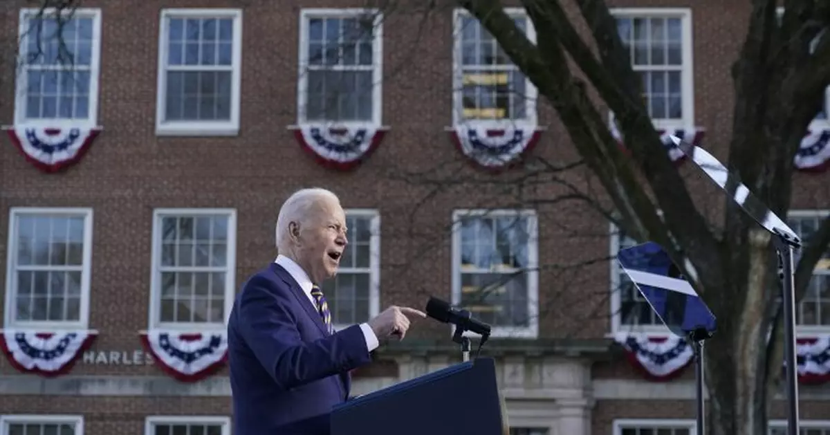 Biden to huddle with Senate Democrats on voting bills
