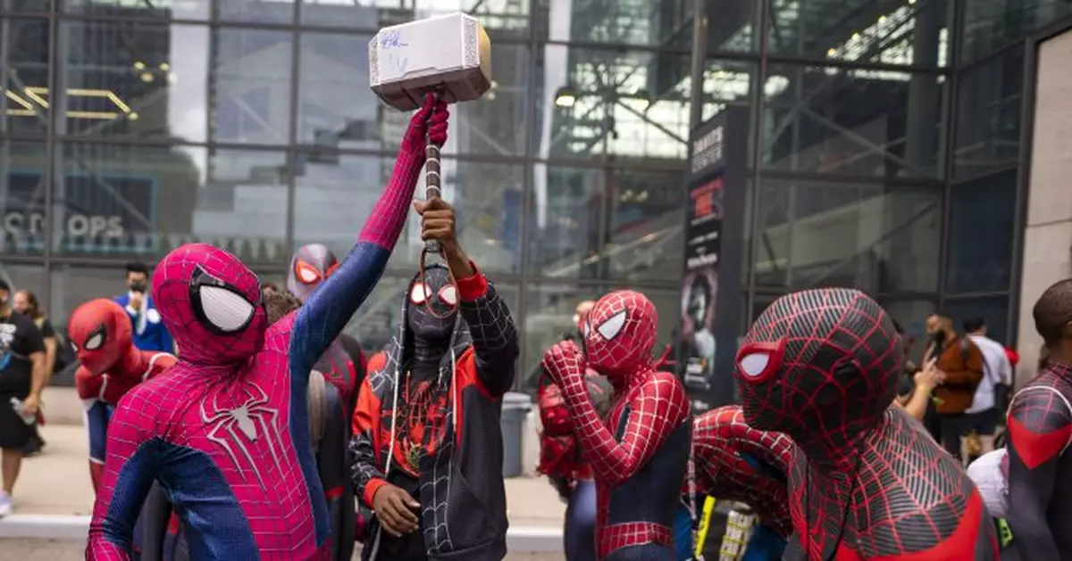 ‘Spider-Man’ comes back swinging, takes No. 1 from ‘Scream&#039;