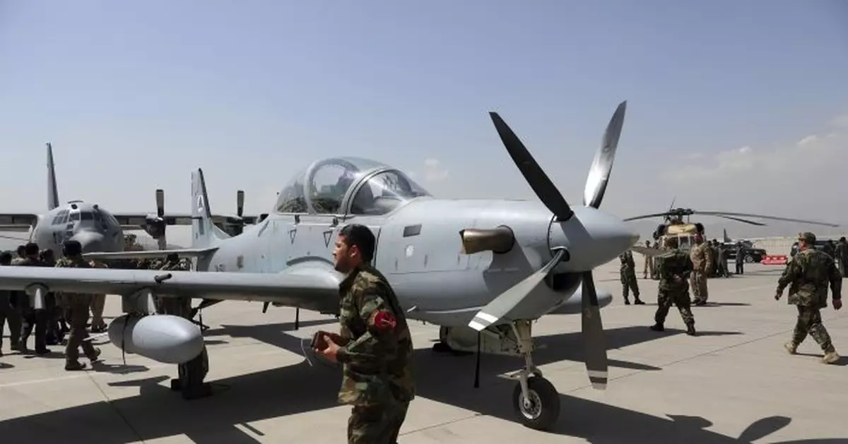 Before pullout, watchdog warned of Afghan air force collapse