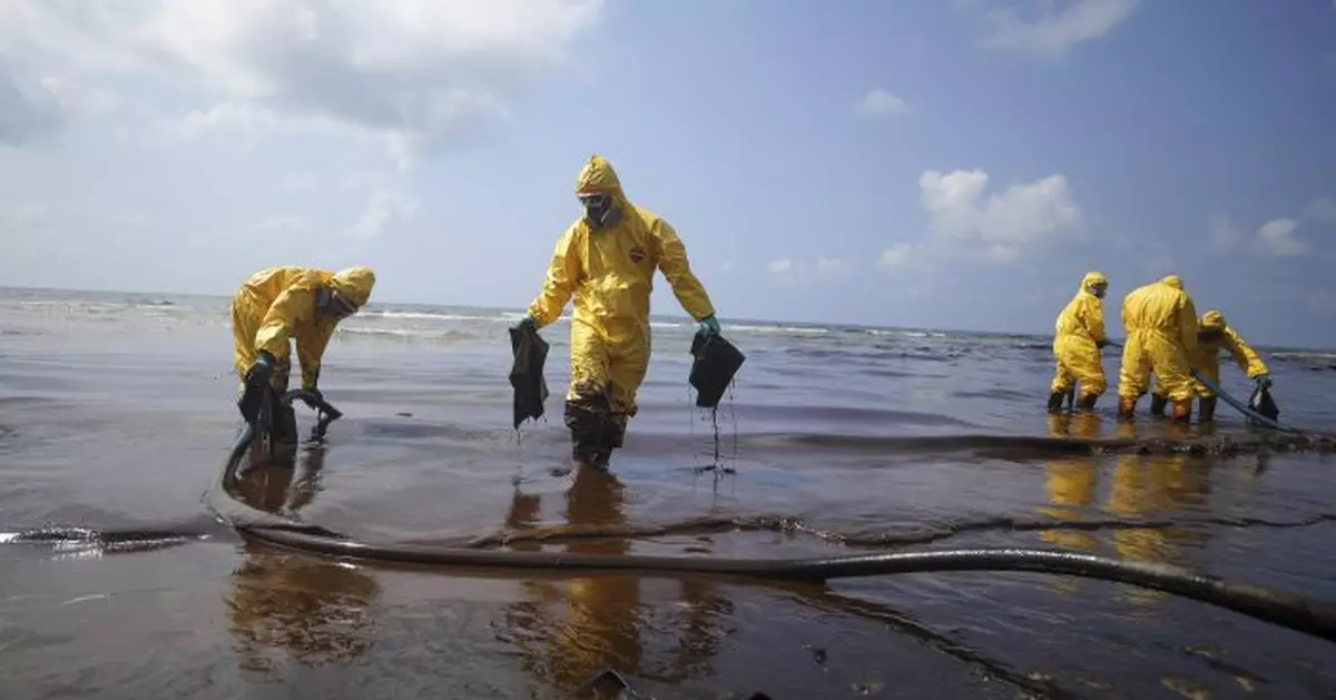 Thai province declares emergency as oil slick hits beach