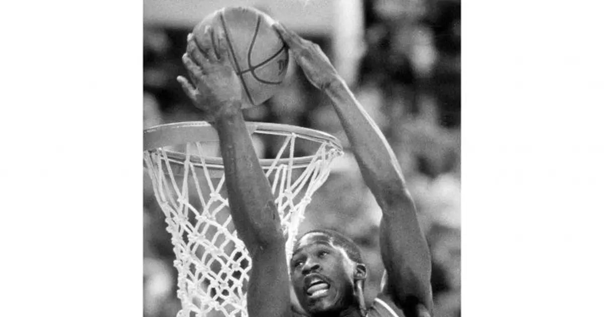 AP Was There: Wilkins beats rookie Jordan for dunk title
