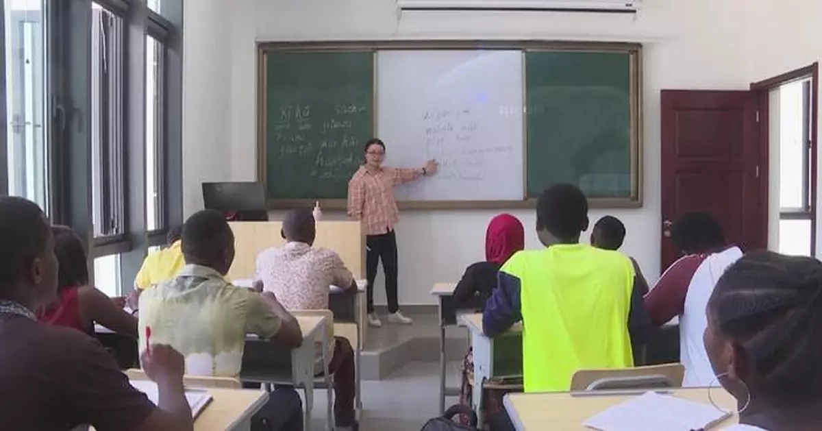 Tanzanians show increased interest in learning Chinese language