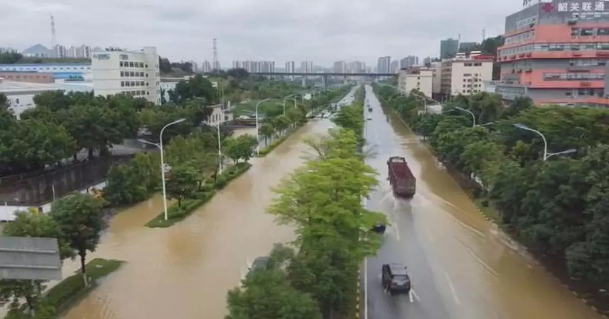 South China battles downpours, floods