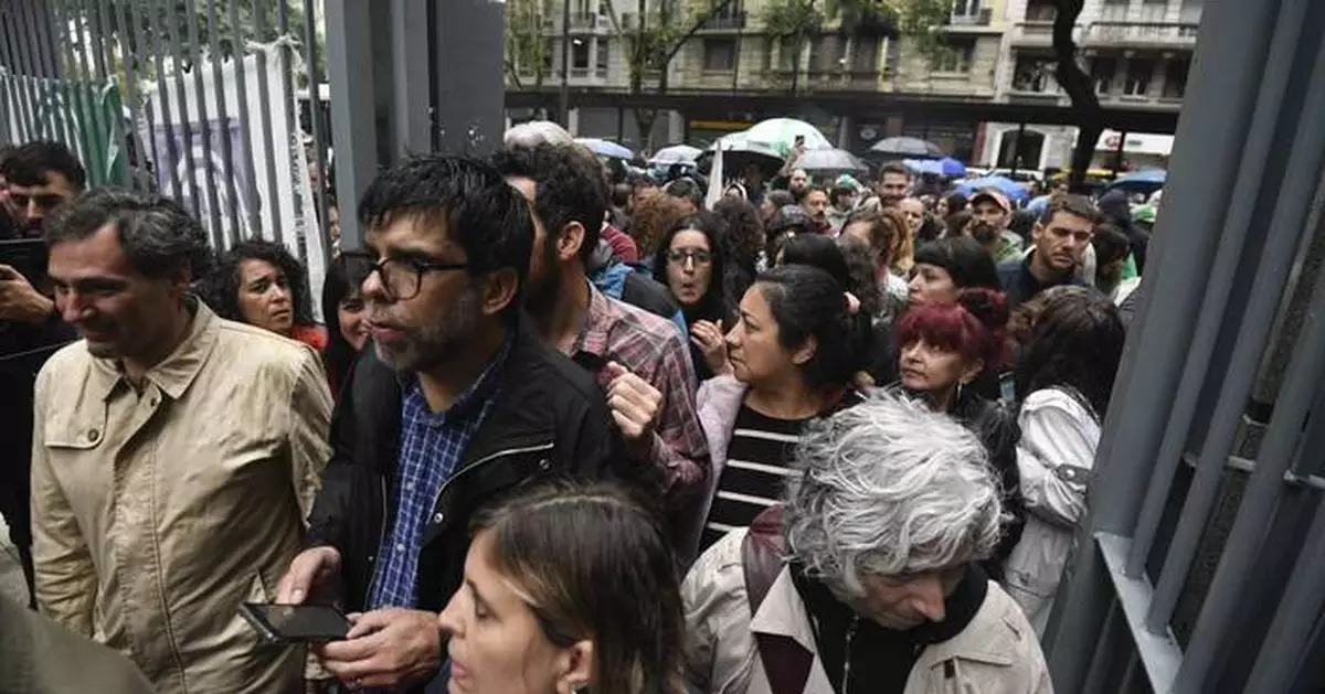 Argentina's Milei takes his chainsaw to the state, cutting 15,000 jobs and spurring protests