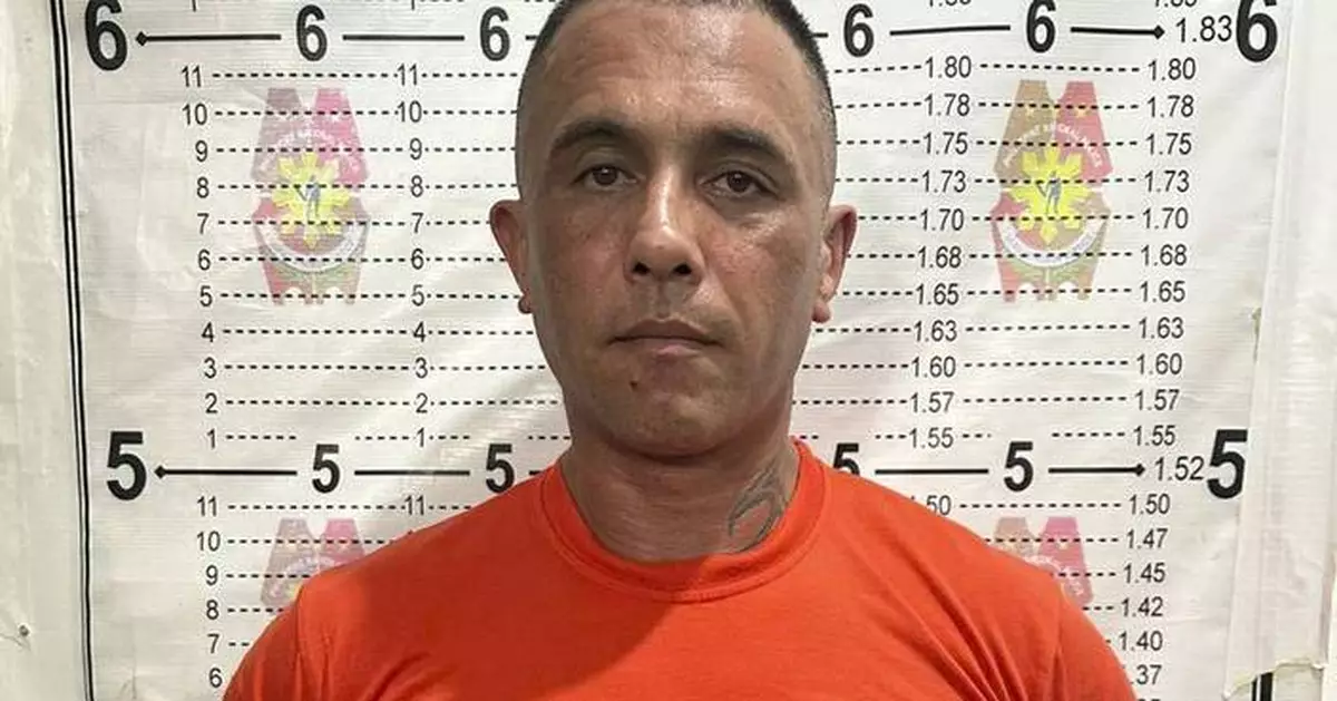 Philippines arrests Australian suspect, reportedly the father of a rugby star, for drugs trafficking