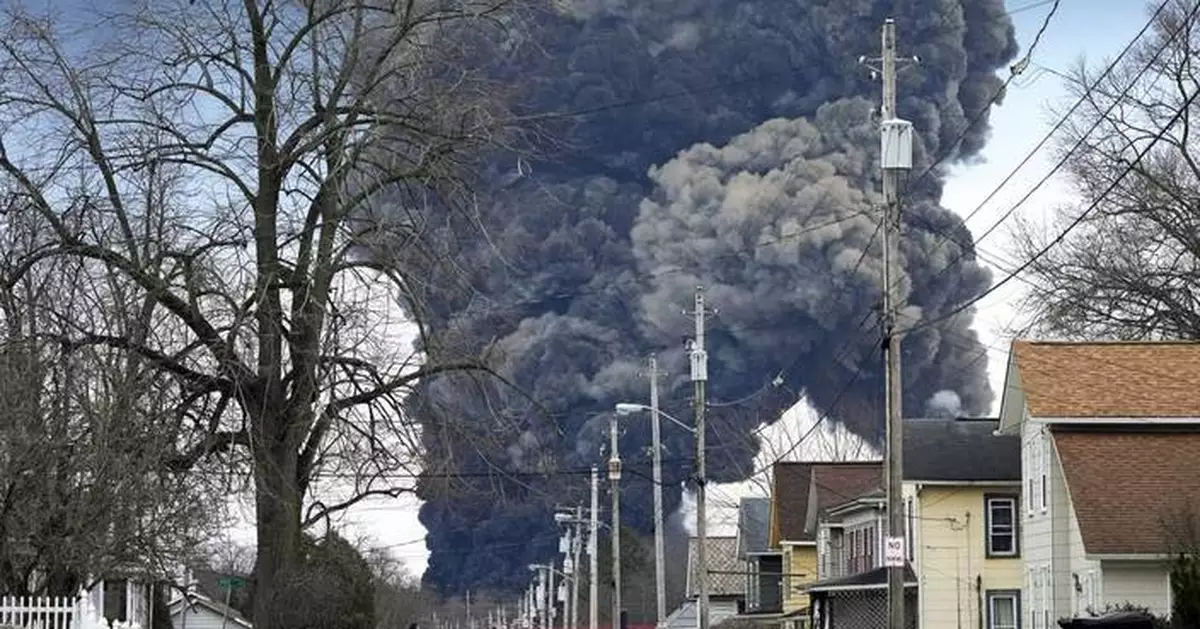 Judge signs off on $600 million Ohio train derailment settlement but residents still have questions