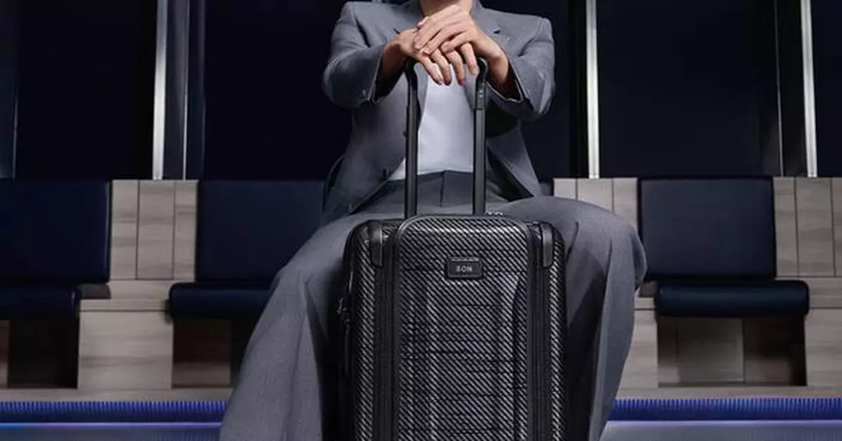 TUMI UNVEILS FALL 2024 TEGRA-LITE® AND ALPHA BRAVO CAMPAIGN WITH PRO ...