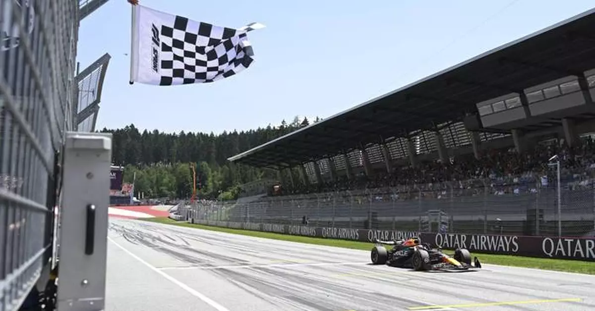 F1 leader Verstappen dominates qualifying to take pole position for Austrian GP