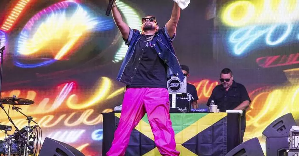 Photos offer a glimpse of Bonnaroo music festival in Tennessee