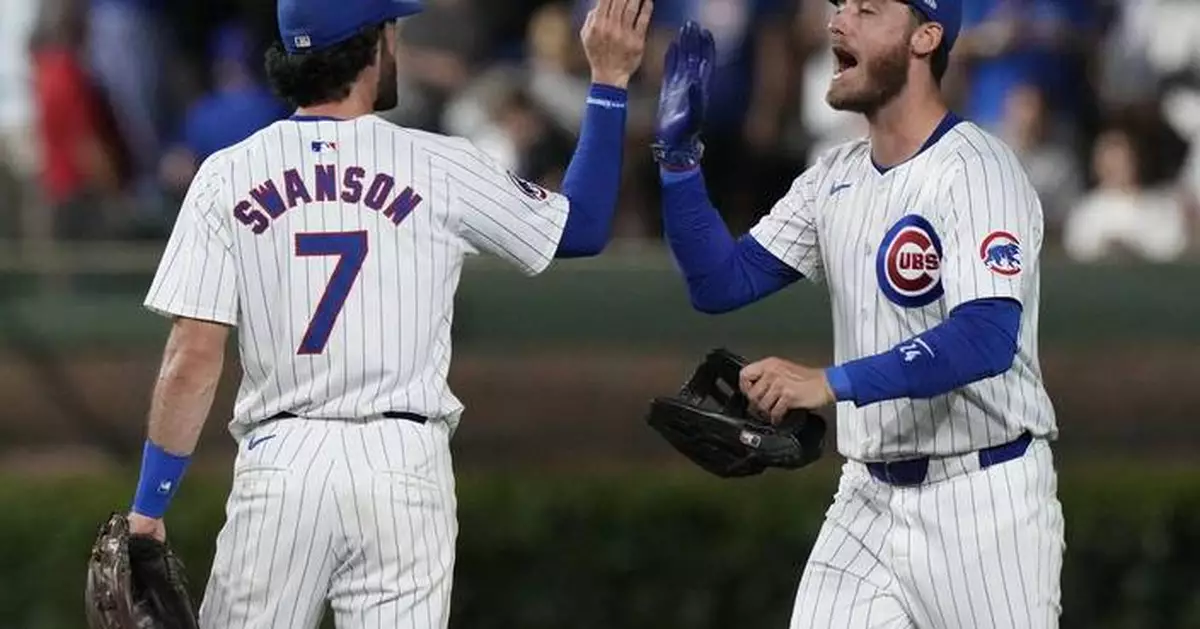 Cubs score 3 runs in 8th, top Giants 5-2