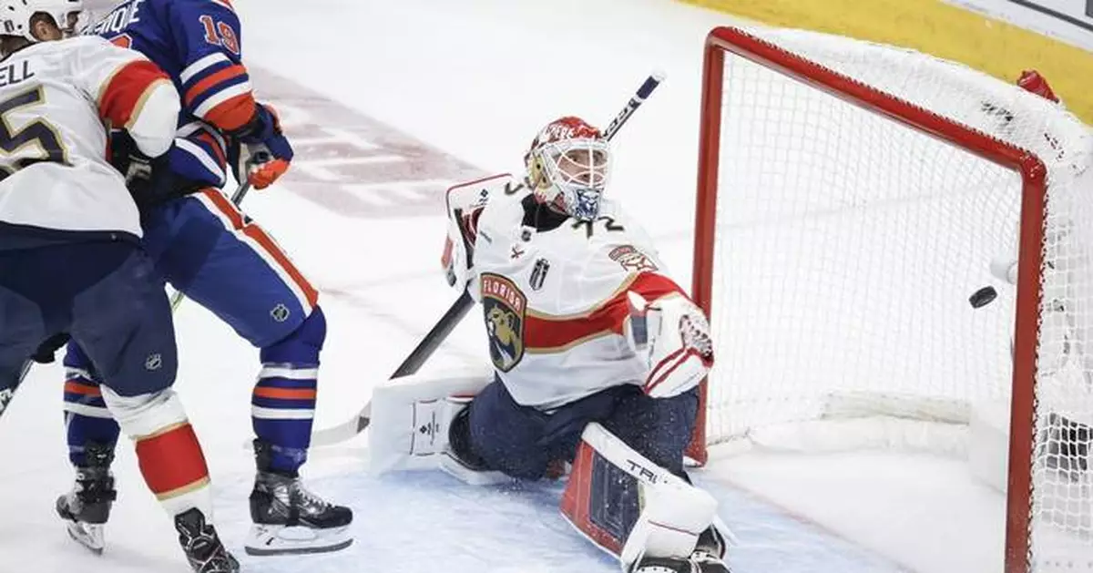 Panthers' Sergei Bobrovsky gets pulled after allowing 5 goals in  Stanley Cup Final Game 4