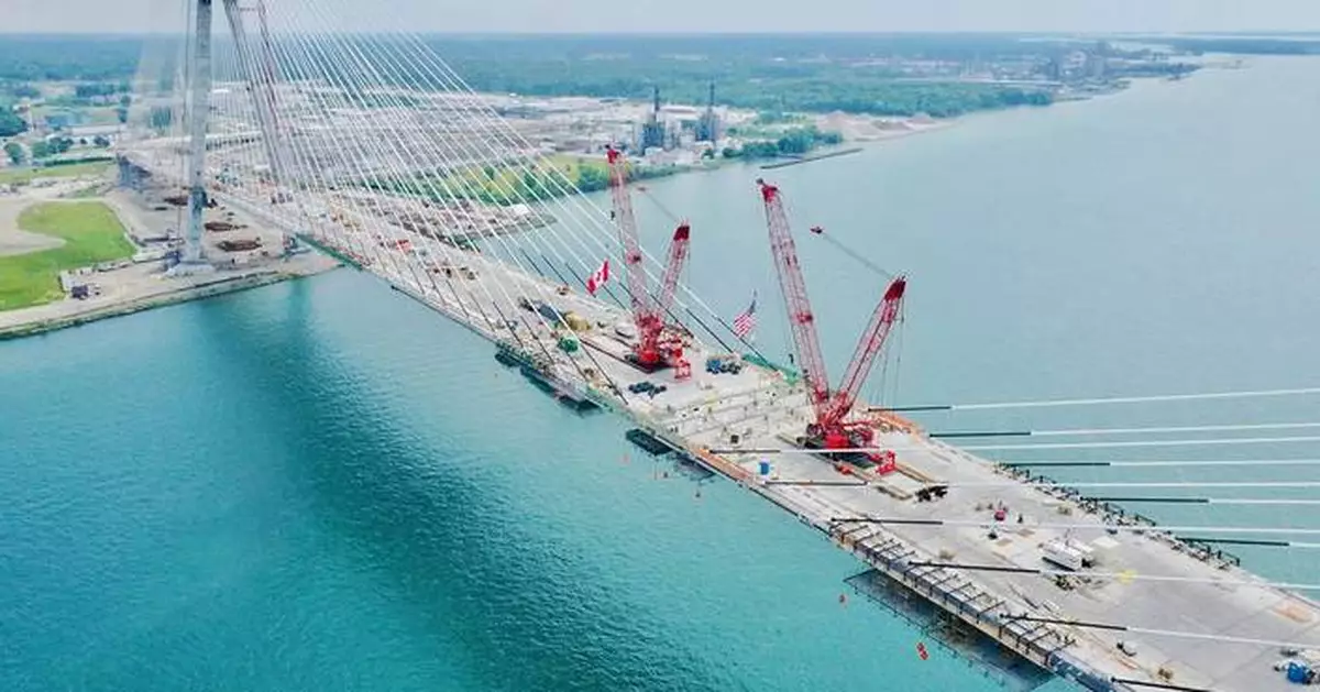 Fluor Joint Venture Celebrates Connection of Gordie Howe International Bridge Deck