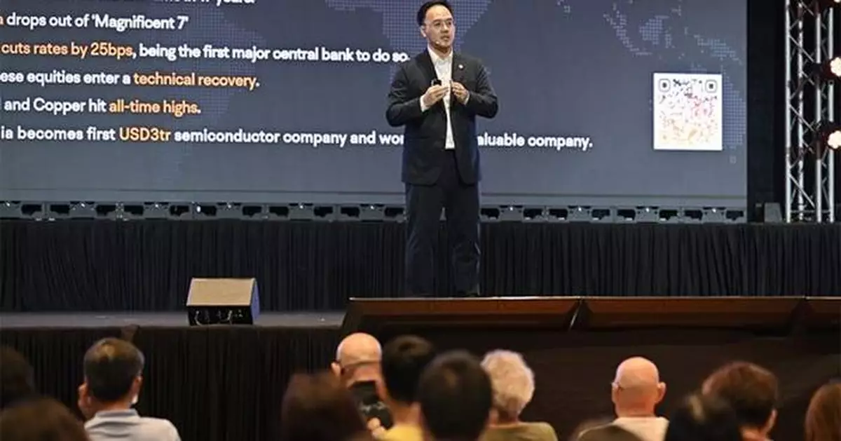 Stay bullish on US stocks but add Singapore names as hedge: Moomoo Singapore
