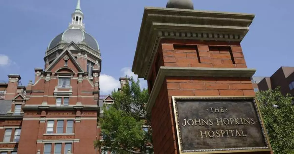 Thanks to a $1 billion gift, most Johns Hopkins medical students will no longer pay tuition