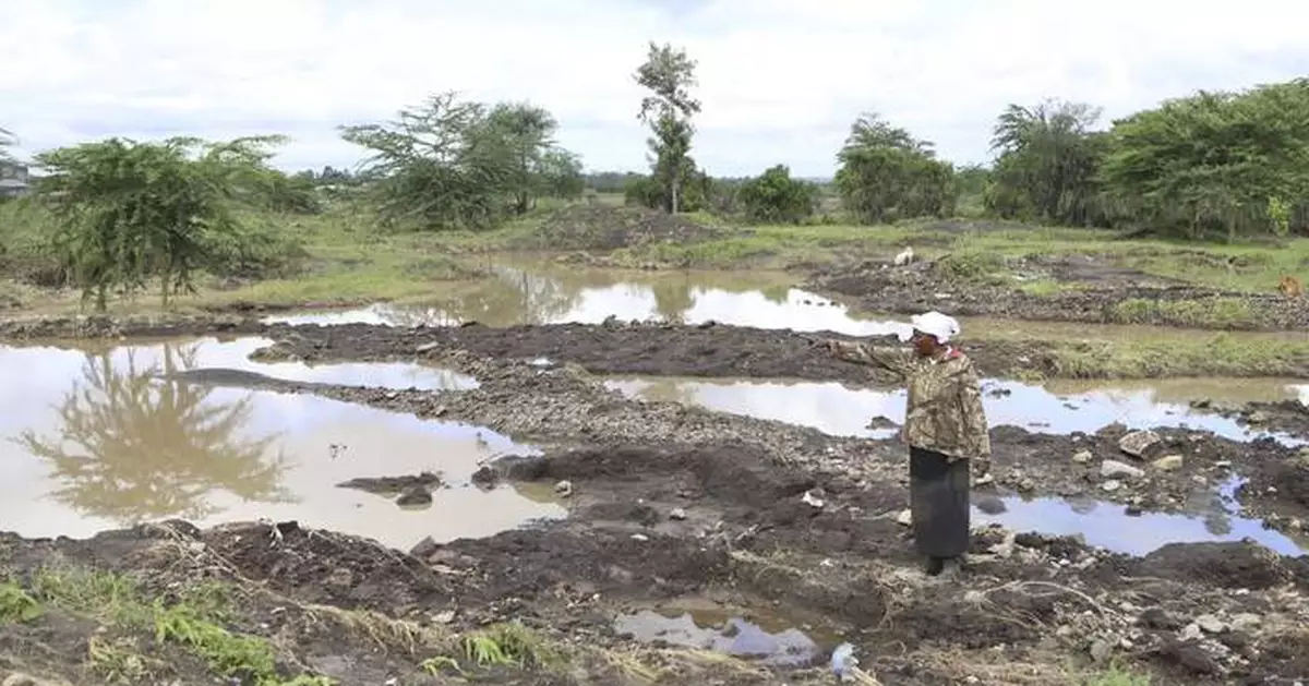 Kenya's dramatic flooding sweeps away a central part of the economy: Its farms