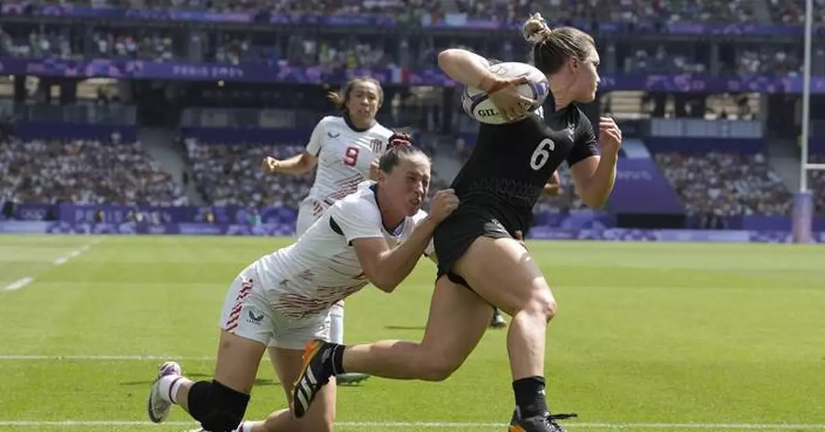 New Zealand tops Canada for back-to-back Olympic women's rugby sevens titles. US takes bronze